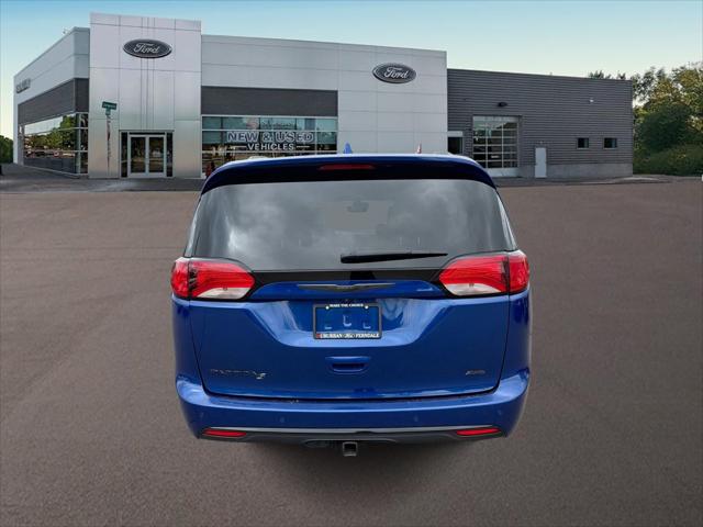 2020 Chrysler Pacifica AWD Launch Edition