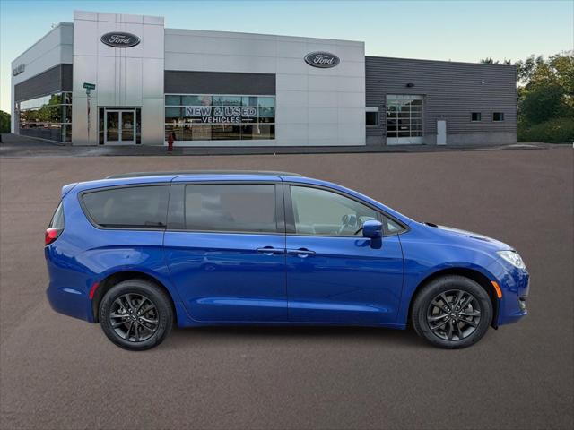 2020 Chrysler Pacifica AWD Launch Edition