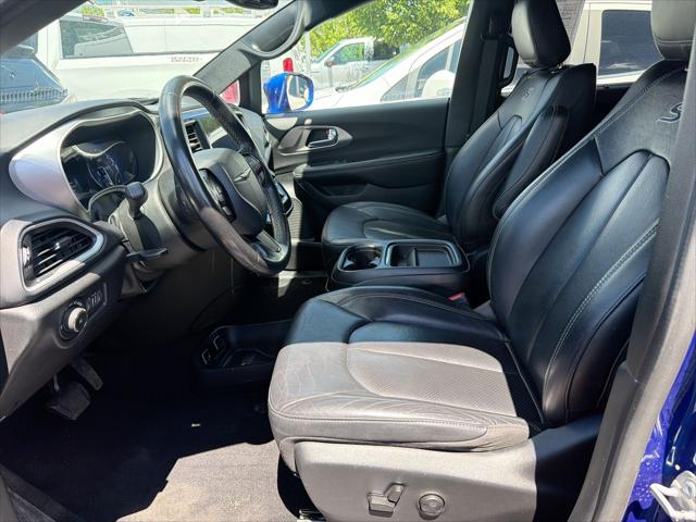 2020 Chrysler Pacifica AWD Launch Edition