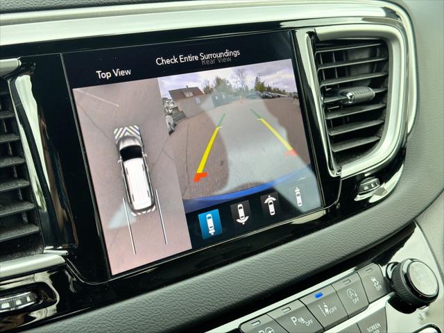 2020 Chrysler Pacifica AWD Launch Edition