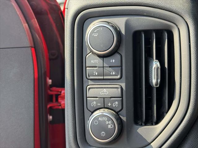 2021 Chevrolet Silverado 1500 4WD Crew Cab Short Bed Custom Trail Boss
