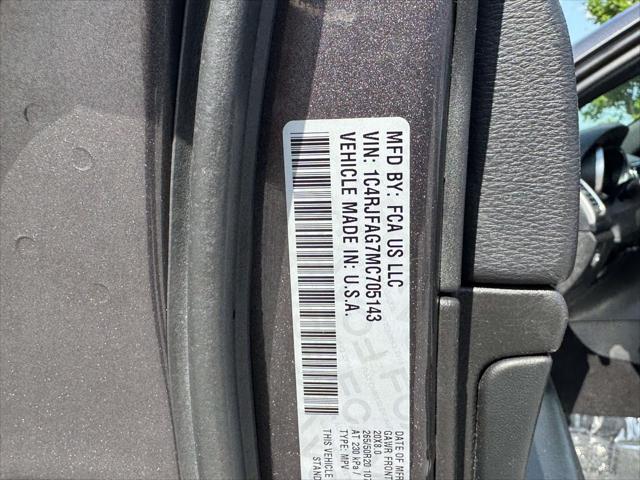 2021 Jeep Grand Cherokee Laredo X 4x4
