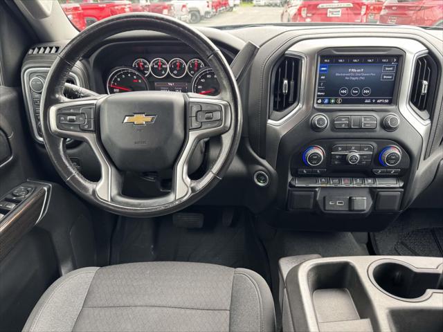 2022 Chevrolet Silverado 1500 4WD Crew Cab Short Bed LT