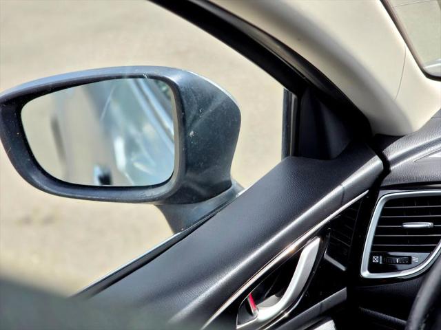 2016 Mazda Mazda3 i Touring