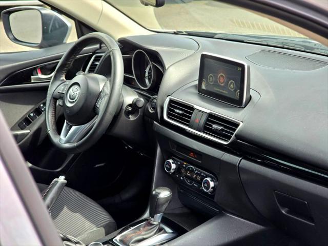 2016 Mazda Mazda3 i Touring