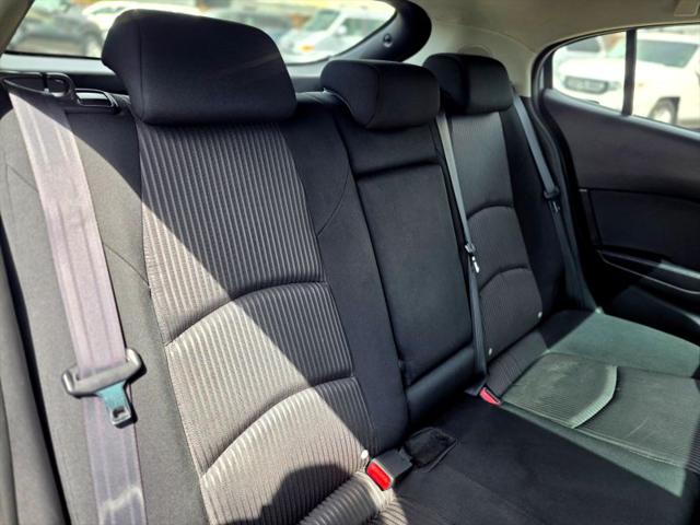 2016 Mazda Mazda3 i Touring