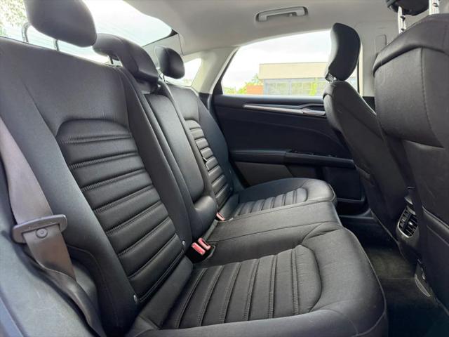 2016 Ford Fusion Hybrid SE