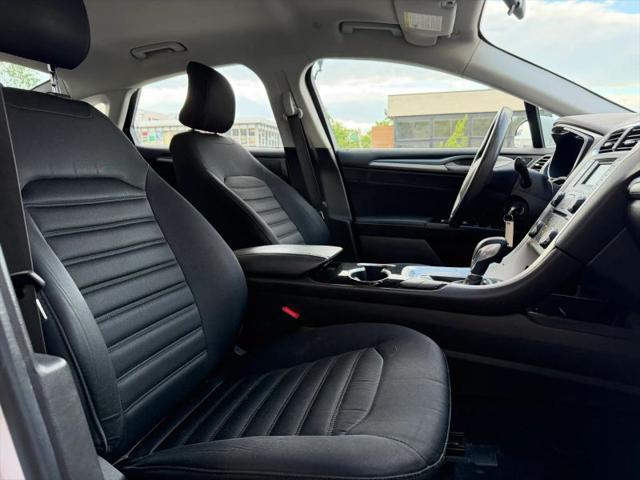 2016 Ford Fusion Hybrid SE