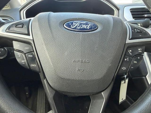 2016 Ford Fusion Hybrid SE