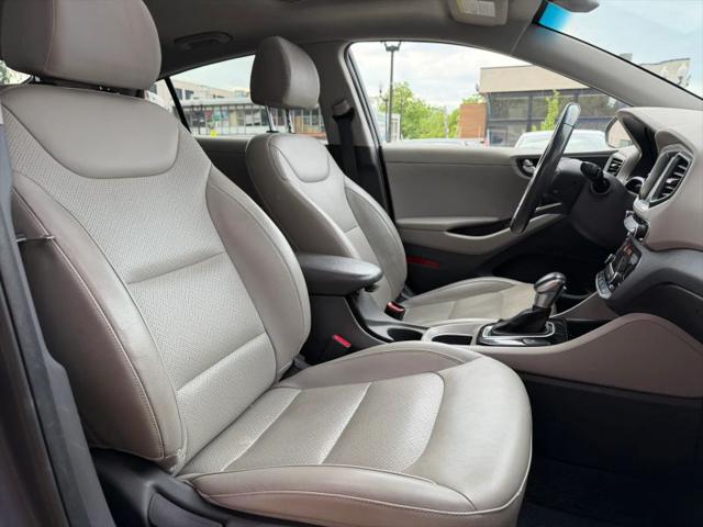 2017 Hyundai IONIQ Hybrid Limited