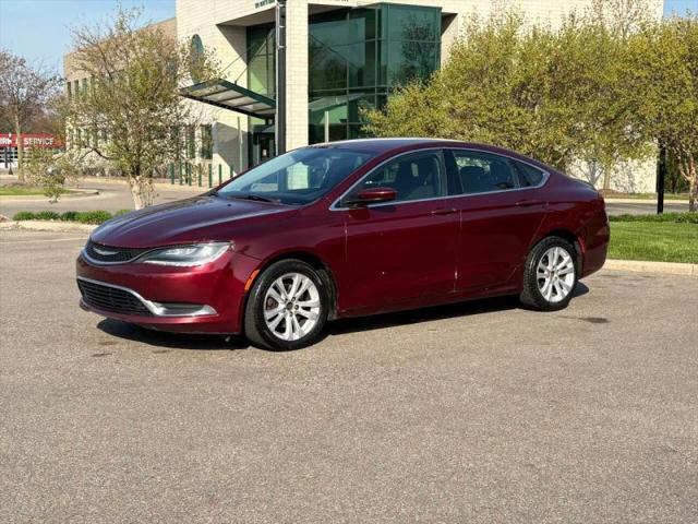 2015 Chrysler 200 Limited for sale in Pontiac, MI