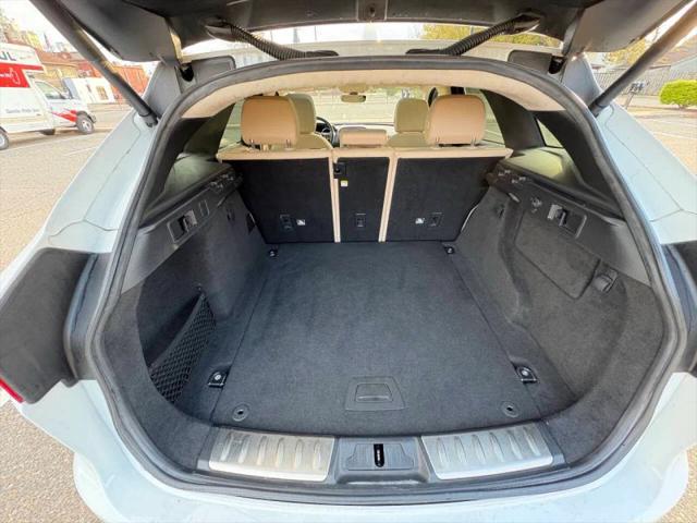 2019 Jaguar F-PACE 25t