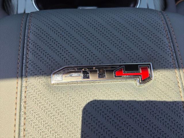 2026 GMC Yukon 4WD AT4
