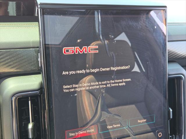 2026 GMC Yukon 4WD AT4