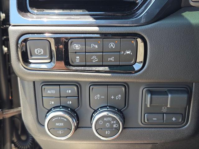 2026 GMC Yukon 4WD AT4
