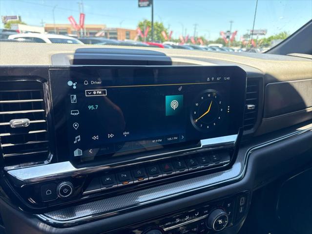 2023 Chevrolet Silverado 1500 4WD Crew Cab Short Bed ZR2
