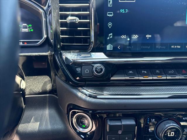 2023 Chevrolet Silverado 1500 4WD Crew Cab Short Bed ZR2