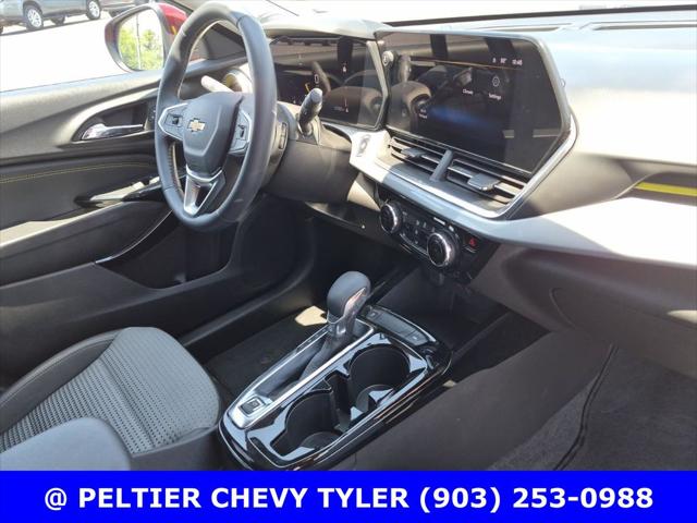 2025 Chevrolet Trax FWD LT
