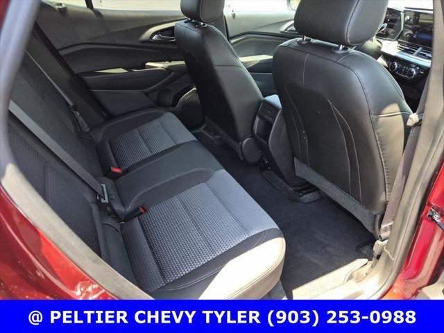 2025 Chevrolet Trax FWD LT
