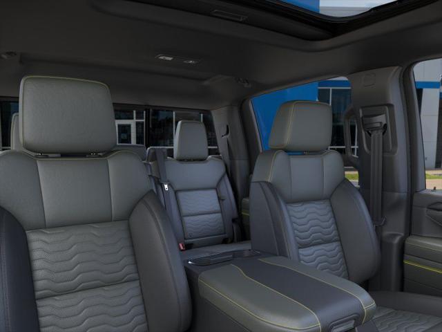 2026 Chevrolet Silverado 2500HD Crew Cab, Standard Bed, XR2, 4WD