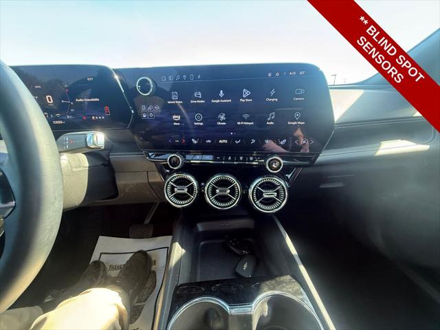 2024 Chevrolet V Blazer eAWD 2LT