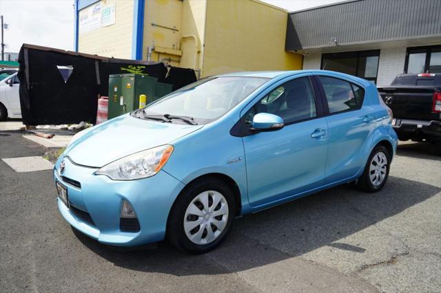 2013 Toyota Prius c Three