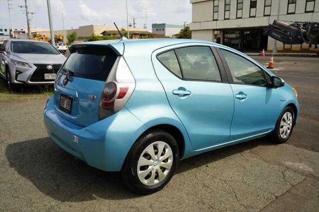 2013 Toyota Prius c Three