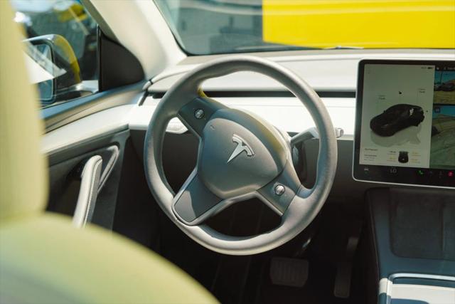 2023 Tesla Model Y Long Range Dual Motor All-Wheel Drive