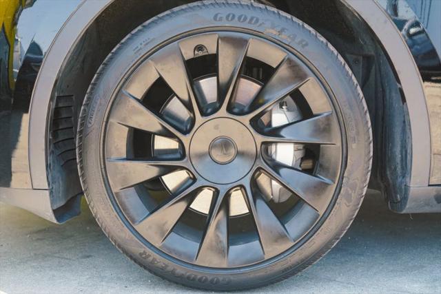 2023 Tesla Model Y Long Range Dual Motor All-Wheel Drive