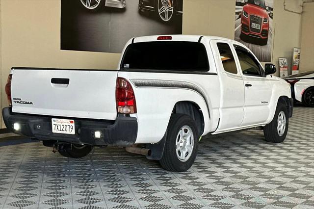 2013 Toyota Tacoma Base