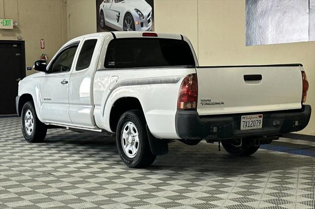 2013 Toyota Tacoma Base