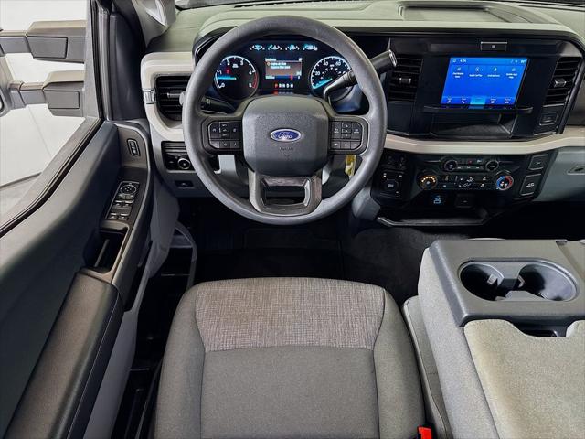 2025 Ford F-350 XLT