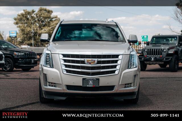 2016 Cadillac Escalade Luxury Collection