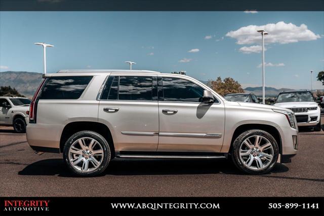 2016 Cadillac Escalade Luxury Collection