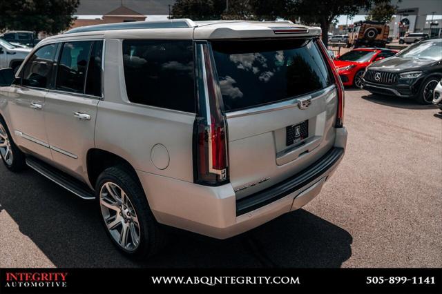 2016 Cadillac Escalade Luxury Collection