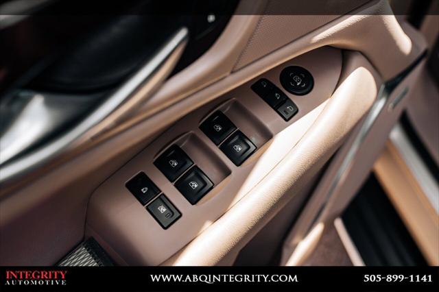 2016 Cadillac Escalade Luxury Collection
