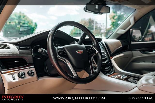 2016 Cadillac Escalade Luxury Collection