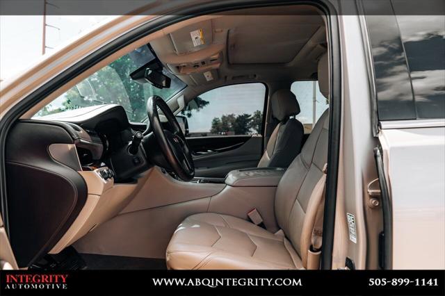 2016 Cadillac Escalade Luxury Collection