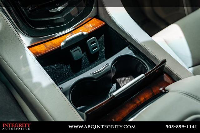 2016 Cadillac Escalade Luxury Collection