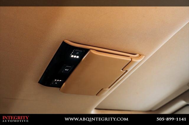 2016 Cadillac Escalade Luxury Collection