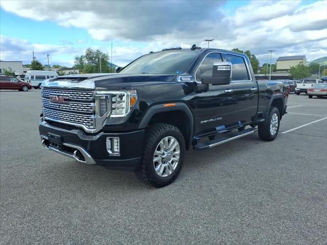 2023 GMC Sierra 2500HD 4WD Crew Cab Standard Bed Denali