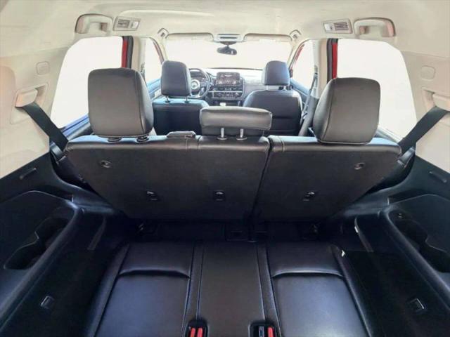2022 Nissan Pathfinder SL 4WD