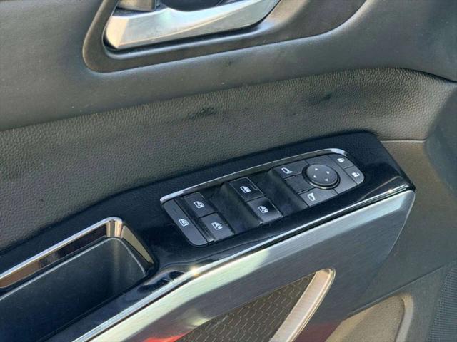 2022 Nissan Pathfinder SL 4WD
