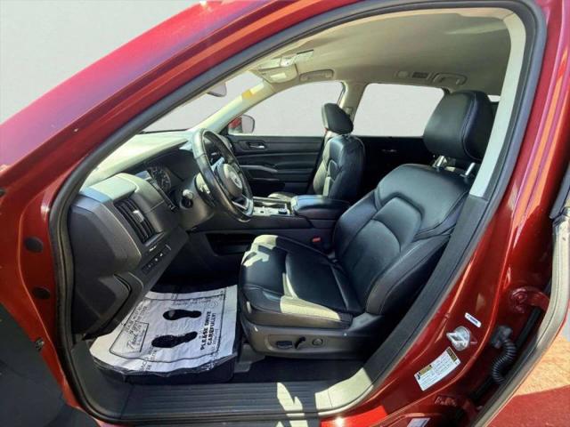 2022 Nissan Pathfinder SL 4WD
