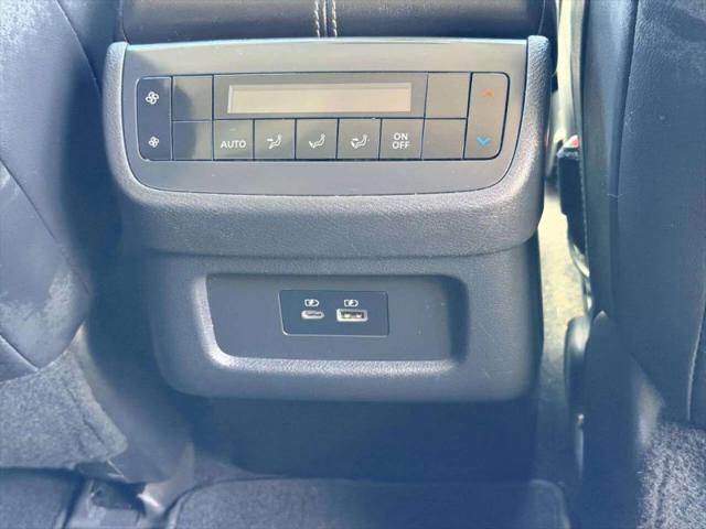 2022 Nissan Pathfinder SL 4WD
