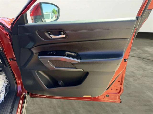 2022 Nissan Pathfinder SL 4WD
