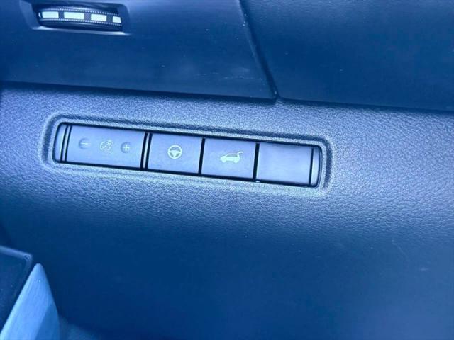 2022 Nissan Pathfinder SL 4WD