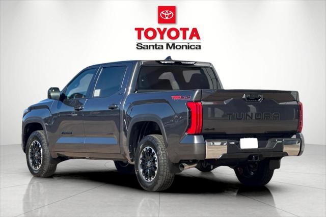 2026 Toyota Tundra SR5 CrewMax 5.5' Bed