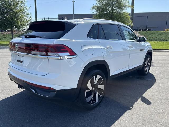 2025 Volkswagen Atlas Cross Sport 2.0T SE w/Technology