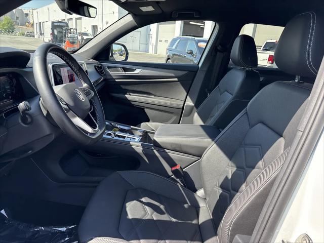 2025 Volkswagen Atlas Cross Sport 2.0T SE w/Technology